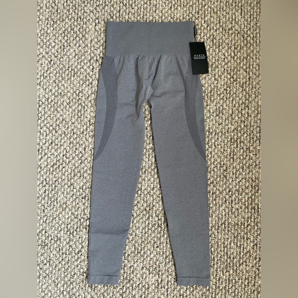 NWT! NVGTN leggings - Size XS